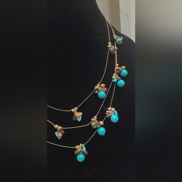 Multilayered Turquoise Blue Necklace.🌴 - Picture 3 of 8